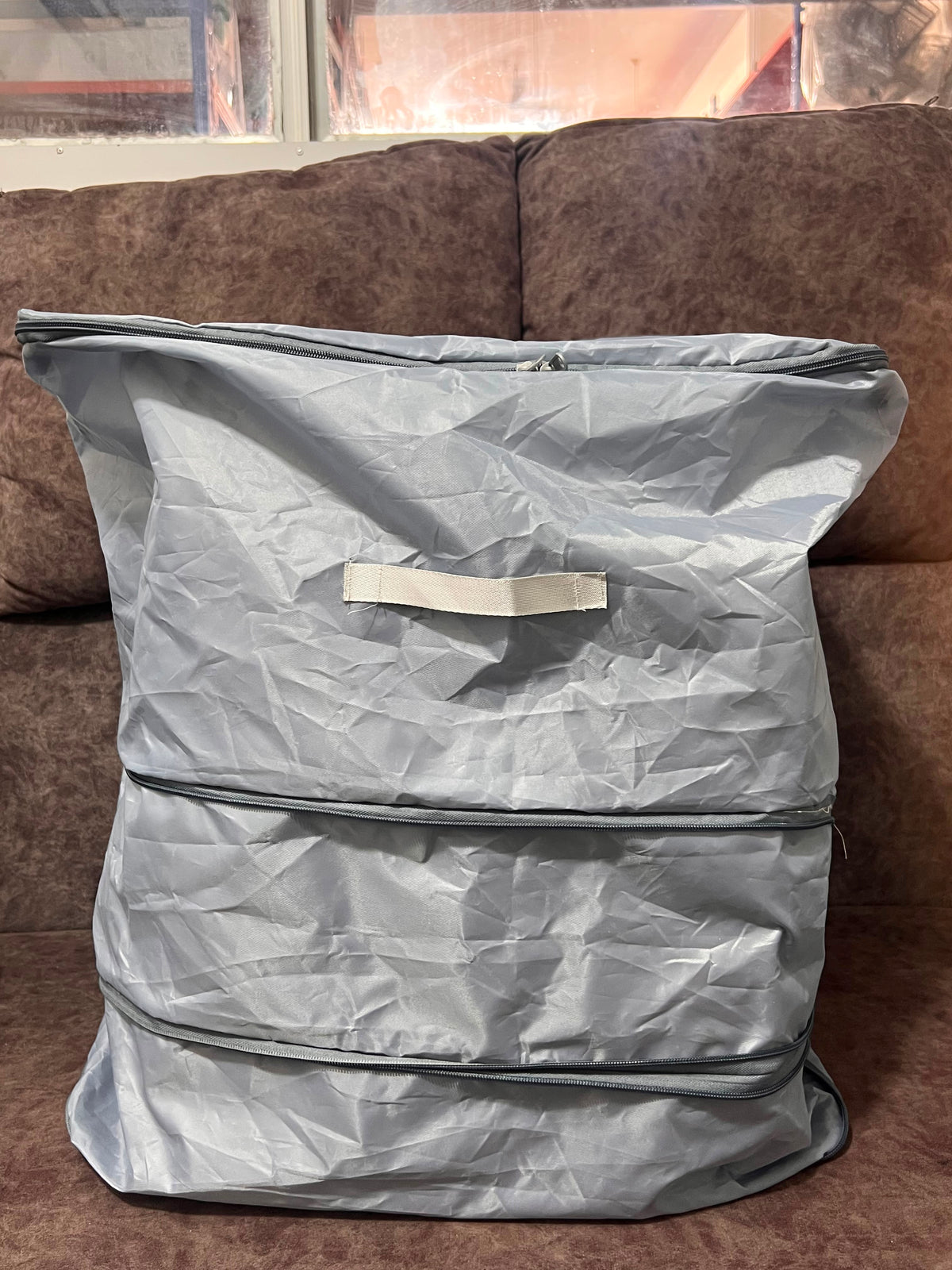 LARGE CAPACITY FOLDING BAG